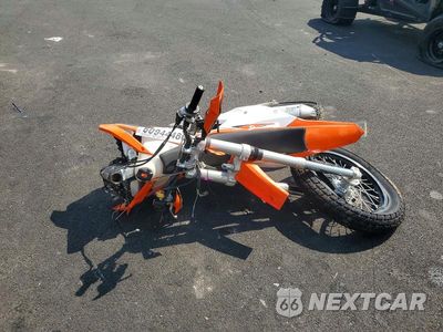 Trzecie zdjęcie samochodu z tyłu: 2018 KTM 500 EXC-F VIN:VBKEXL401JM414345 - miniatura