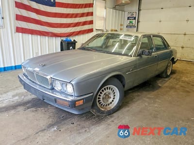 1989 JAGUAR XJ6 SAJHY1543KC581123 - główne zdjęcie licytacji z USA - miniatura