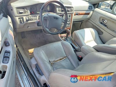 Zdjęcie 8 z 12 samochodu: 2004 VOLVO C70 HPT VIN:YV1NC62D14J049606 - miniatura