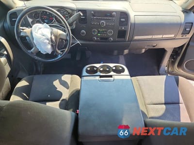 Zdjęcie 8 z 13 samochodu: 2011 CHEVROLET SILVERADO K1500 LT VIN:3GCPKSE30BG196155 - miniatura