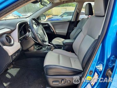 Zdjęcie 7 z 12 samochodu: 2018 TOYOTA RAV4 LIMITED VIN:JTMDFREV2JJ203802 - miniatura