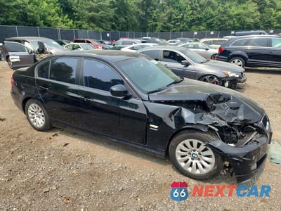 Czwarte zdjęcie samochodu z boku: 2009 BMW 328 XI VIN:WBAPK735X9A453393 - miniatura