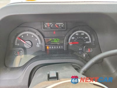 Zdjęcie 8 z 10 samochodu: 2014 FORD ECONOLINE E350 SUPER DUTY CUTAWAY VAN VIN:1FDEE3FL4EDA34397 - miniatura