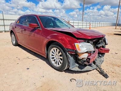 Czwarte zdjęcie samochodu z boku: 2014 CHRYSLER 300 VIN:2C3CCAAG9EH249135 - miniatura