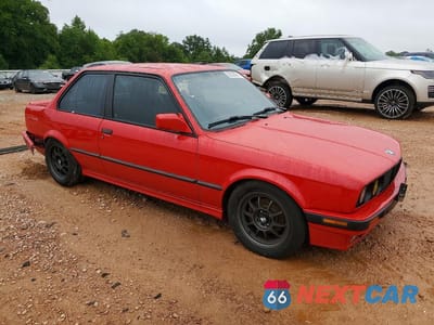 Czwarte zdjęcie samochodu z boku: 1989 BMW 325 I AUTOMATIC VIN:WBAAA2304K4578104 - miniatura