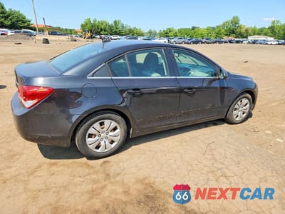 Trzecie zdjęcie samochodu z tyłu: 2012 CHEVROLET CRUZE LS VIN:1G1PC5SH0C7288919 - miniatura