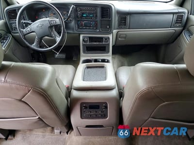Zdjęcie 8 z 13 samochodu: 2006 CHEVROLET TAHOE K1500 VIN:1GNEK13Z36R137560 - miniatura
