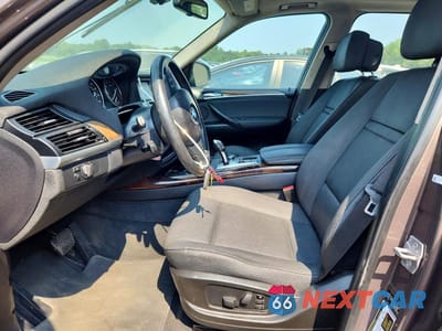 Zdjęcie 7 z 14 samochodu: 2013 BMW X5 XDRIVE35I VIN:5UXZV4C53D0E11441 - miniatura