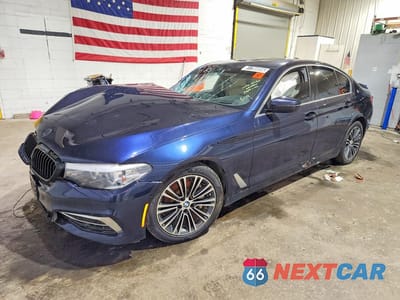 2019 BMW 540 XI WBAJE7C59KWW05296 - główne zdjęcie licytacji z USA - miniatura