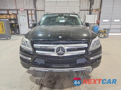 Piąte zdjęcie samochodu w środku: 2014 MERCEDES-BENZ GL 450 4MATIC VIN:4JGDF7CE9EA389024 - miniatura