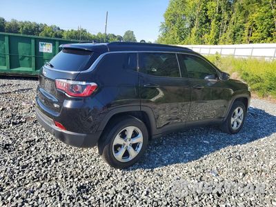 Trzecie zdjęcie samochodu z tyłu: 2021 JEEP COMPASS LATITUDE VIN:3C4NJDBBXMT584229 - miniatura