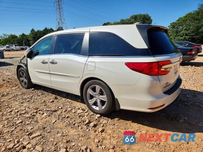 Drugie zdjęcie samochodu z przodu: 2018 HONDA ODYSSEY EXL VIN:5FNRL6H75JB047322 - miniatura