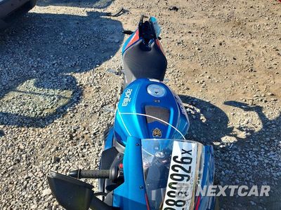 Piąte zdjęcie samochodu w środku: 2027 APRILIA RSV4 1100 VIN:ZD4XPUA00VS000449 - miniatura