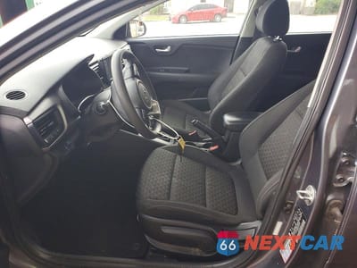 Zdjęcie 7 z 12 samochodu: 2019 KIA RIO S VIN:3KPA24AB5KE241620 - miniatura