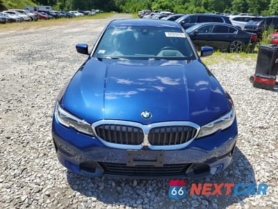 Piąte zdjęcie samochodu w środku: 2019 BMW 330XI VIN:WBA5R7C53KAJ84520 - miniatura