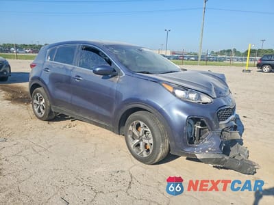 Czwarte zdjęcie samochodu z boku: 2020 KIA SPORTAGE LX VIN:KNDPM3AC0L7808924 - miniatura