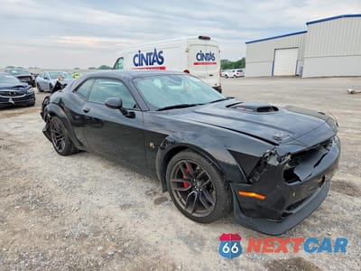 Czwarte zdjęcie samochodu z boku: 2021 DODGE CHALLENGER R/T SCAT PACK VIN:2C3CDZFJ6MH645179 - miniatura