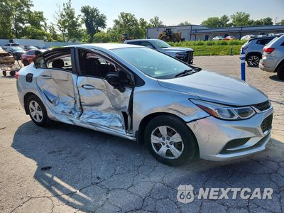 Czwarte zdjęcie samochodu z boku: 2017 CHEVROLET CRUZE LS VIN:1G1BC5SM5H7215477 - miniatura