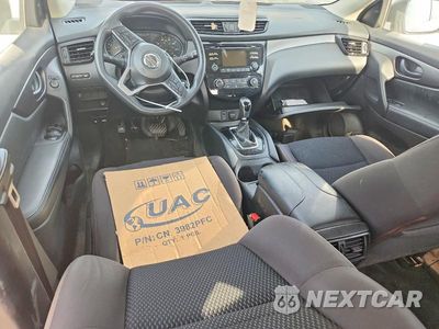 Zdjęcie 8 z 13 samochodu: 2018 NISSAN ROGUE SPORT S VIN:JN1BJ1CP8JW183556 - miniatura