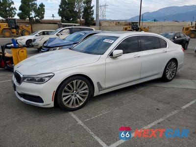 2016 BMW 750 XI WBA7F2C53GG415098 - główne zdjęcie licytacji z USA - miniatura