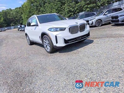 Trzecie zdjęcie samochodu z tyłu: 2026 BMW X5 XDRIVE40I VIN:5UX23EU09T9342584 - miniatura