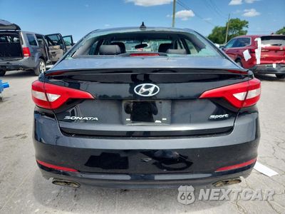 Zdjęcie 6 z 12 samochodu: 2015 HYUNDAI SONATA SPORT VIN:5NPE34AF6FH100140 - miniatura