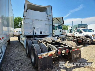 Trzecie zdjęcie samochodu z tyłu: 2022 WESTERN STAR 5700 SEMI TRUCK VIN:5KJJBHDR8NLNH7823 - miniatura