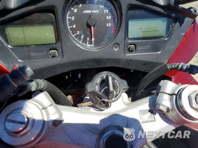 Zdjęcie 7 z 9 samochodu: 2003 HONDA VFR800 VIN:JH2RC46143M501502 - miniatura