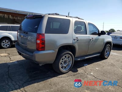 Trzecie zdjęcie samochodu z tyłu: 2009 CHEVROLET TAHOE K1500 LT VIN:1GNFK23089R229246 - miniatura