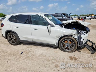 Czwarte zdjęcie samochodu z boku: 2023 BMW X1 XDRIVE28I VIN:WBX73EF00P5X03298 - miniatura