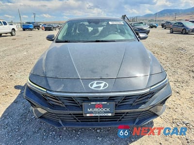 Piąte zdjęcie samochodu w środku: 2024 HYUNDAI ELANTRA SE VIN:KMHLL4DGXRU644254 - miniatura