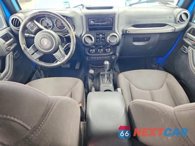 Zdjęcie 8 z 13 samochodu: 2015 JEEP WRANGLER UNLIMITED SPORT VIN:1C4BJWDG9FL675966 - miniatura