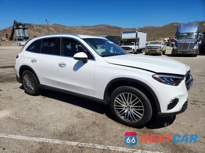 Czwarte zdjęcie samochodu z boku: 2023 MERCEDES-BENZ GLC 300 VIN:W1NKM4GB4PF032316 - miniatura