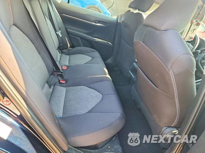 Zdjęcie 10 z 13 samochodu: 2018 TOYOTA CAMRY LE VIN:4T1B31HK2JU500775 - miniatura
