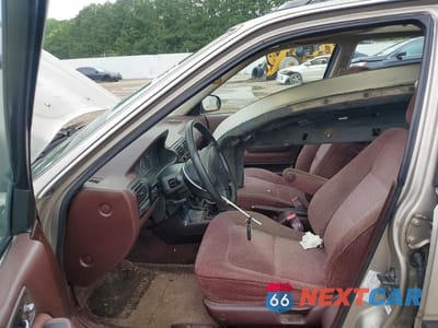 Zdjęcie 7 z 12 samochodu: 1992 HONDA ACCORD EX VIN:1HGCB7670NA221895 - miniatura