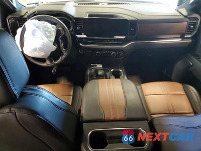 Zdjęcie 8 z 12 samochodu: 2026 CHEVROLET SILVERADO K1500 HIGH COUNTRY VIN:1GCUKJEL9TZ175576 - miniatura