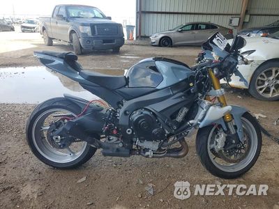 2018 SUZUKI GSX-R750 JS1GR7MA3J2100870 - główne zdjęcie licytacji z USA - miniatura