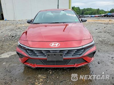 Piąte zdjęcie samochodu w środku: 2025 HYUNDAI ELANTRA SEL SPORT VIN:KMHLM4DG9SU067106 - miniatura