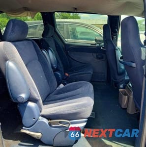 Zdjęcie 11 z 13 samochodu: 2002 CHRYSLER TOWN & COUNTRY LX VIN:2C4GP44312R636604 - miniatura