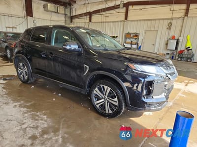 Czwarte zdjęcie samochodu z boku: 2020 MITSUBISHI OUTLANDER SPORT ES/SE/SP VIN:JA4AR3AU4LU018148 - miniatura