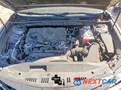 Zdjęcie 11 z 12 samochodu: 2018 TOYOTA CAMRY LE VIN:4T1B11HK8JU008080 - miniatura