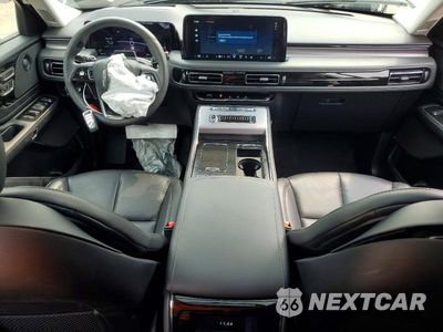 Zdjęcie 8 z 13 samochodu: 2026 LINCOLN AVIATOR VIN:5LM5J6XC2TGL04537 - miniatura