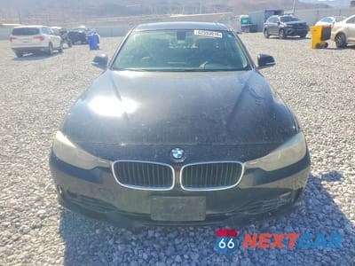 Piąte zdjęcie samochodu w środku: 2013 BMW 328 I SULEV VIN:WBA3C1C59DF444558 - miniatura