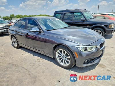 Czwarte zdjęcie samochodu z boku: 2017 BMW 320 XI VIN:WBA8E5G58HNU41986 - miniatura