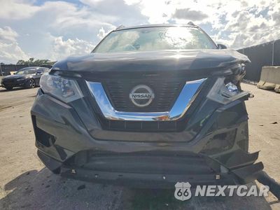 Piąte zdjęcie samochodu w środku: 2019 NISSAN ROGUE SV VIN:KNMAT2MV8KP545564 - miniatura