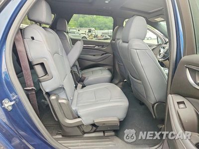 Zdjęcie 11 z 13 samochodu: 2024 BUICK ENCLAVE ESSENCE VIN:5GAEVAKW0RJ107038 - miniatura