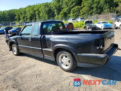 Drugie zdjęcie samochodu z przodu: 2001 CHEVROLET S TRUCK S10 VIN:1GCCS195018174634 - miniatura