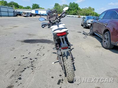 Czwarte zdjęcie samochodu z boku: 2017 ZERO MOTORCYCLES INC DSR 13.0 VIN:538SDBZ61HCG08632 - miniatura