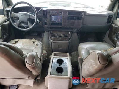 Zdjęcie 8 z 13 samochodu: 2005 CHEVROLET EXPRESS G1500 VIN:1GBFG15T251126915 - miniatura