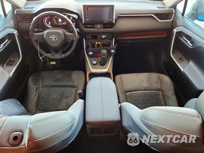 Zdjęcie 8 z 12 samochodu: 2019 TOYOTA RAV4 ADVENTURE VIN:2T3J1RFV2KC001515 - miniatura